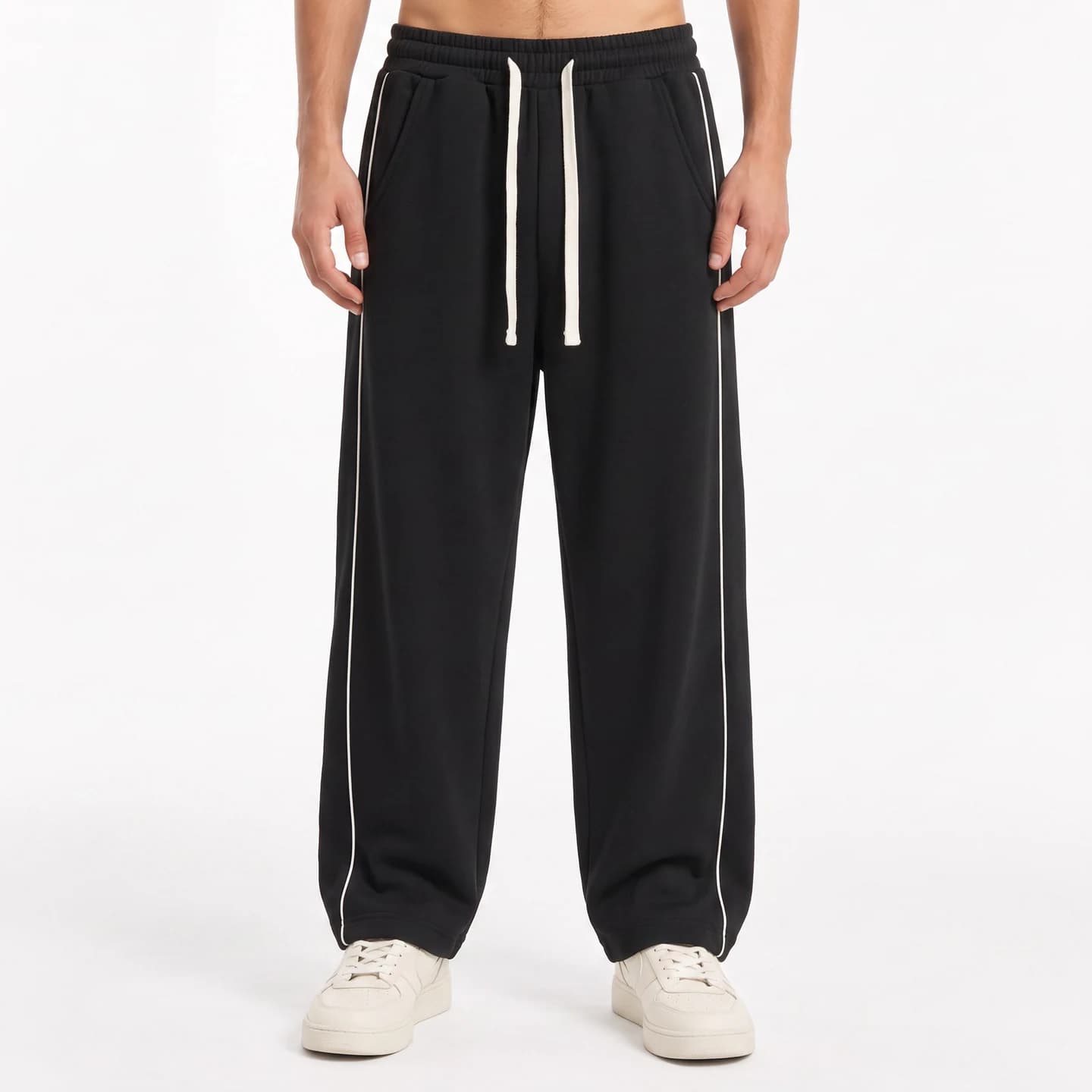 Front Seam Sweatpants in Black, relaxed men's fit